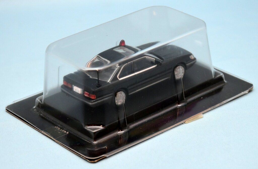 アオシマ 1/64あぶない刑事コレクション F31レパード後期型 港302号 61B+T8hDdXL._AC_UF350,