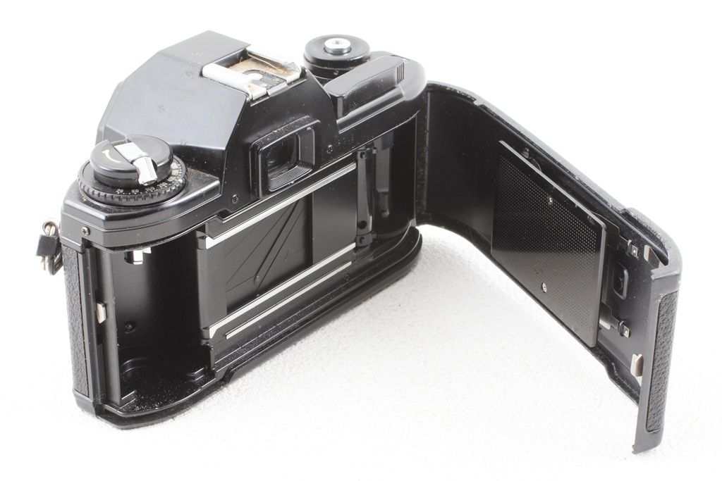 ジャンク品扱い ★☆ Nikon EM ボディ 一眼レフ フィルムカメラ ニコン ジャンク品 NIKON ニコン EM ボディ 一眼レフ フィルム カメラ - メルカリ