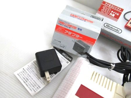 任天堂 ニンテンドークラシックミニ ファミリーコンピュータ CLV-S