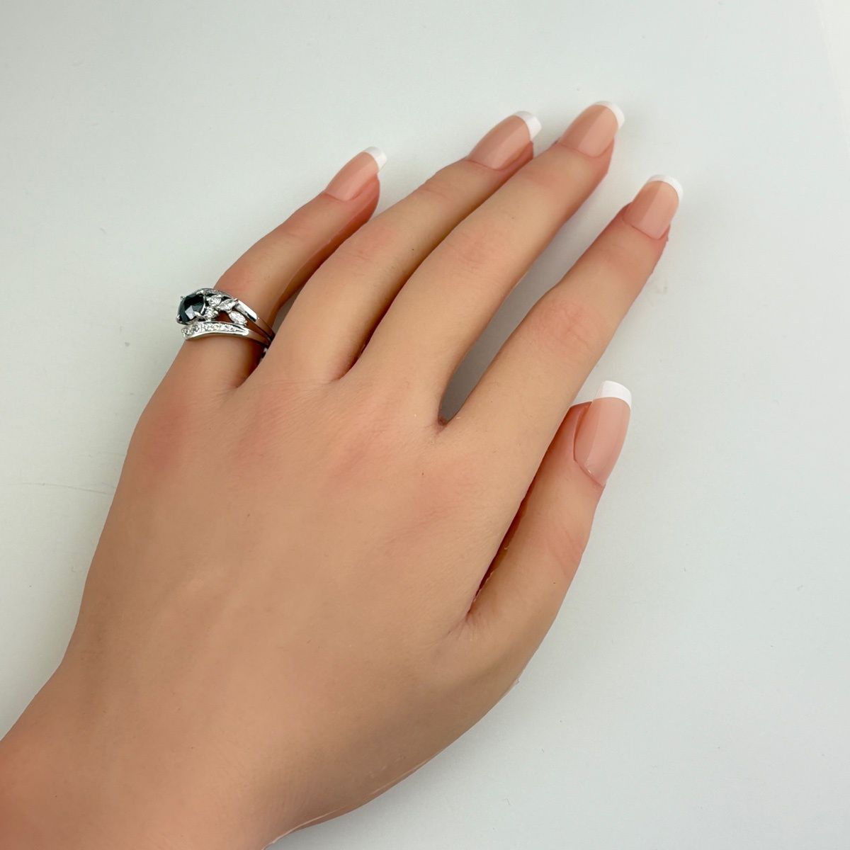 ブラックダイヤモンド デザインリング WG ホワイトゴールド 指輪