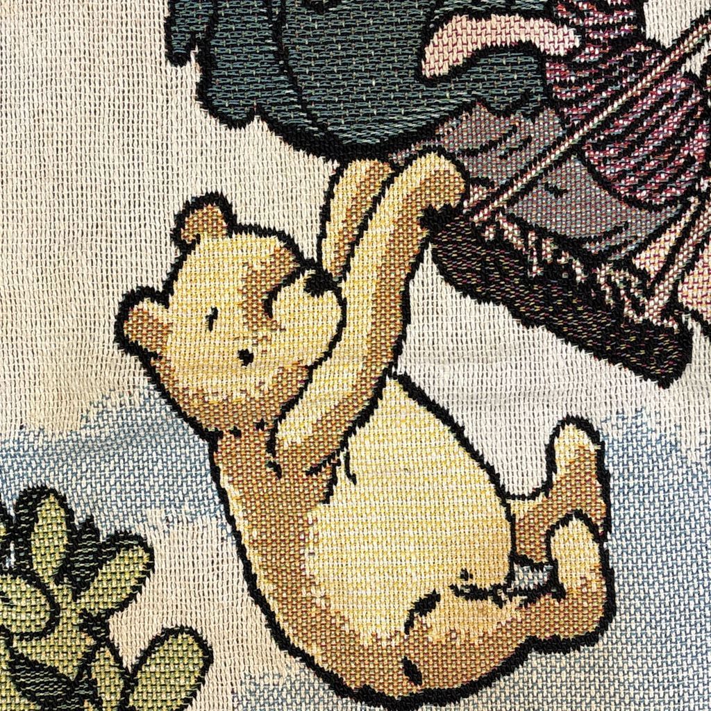 美品 クラシックプー タペストリー ラグ ブランケット、ディズニー DISNEY vintageラグ ブランケット マルチカバー タペストリー Disney