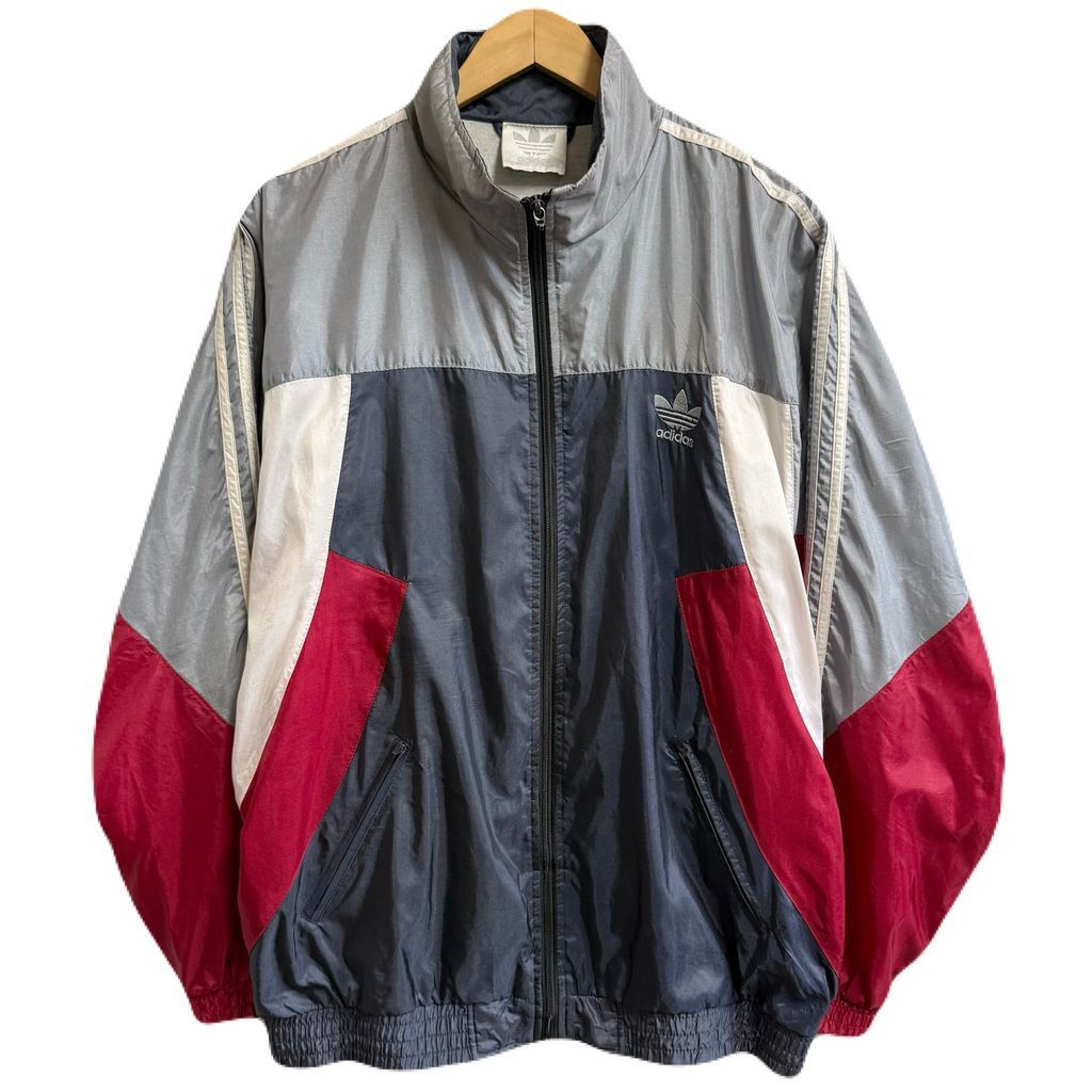 adidas アディダス フラッグタグ トレフォイル 刺繍 ナイロン