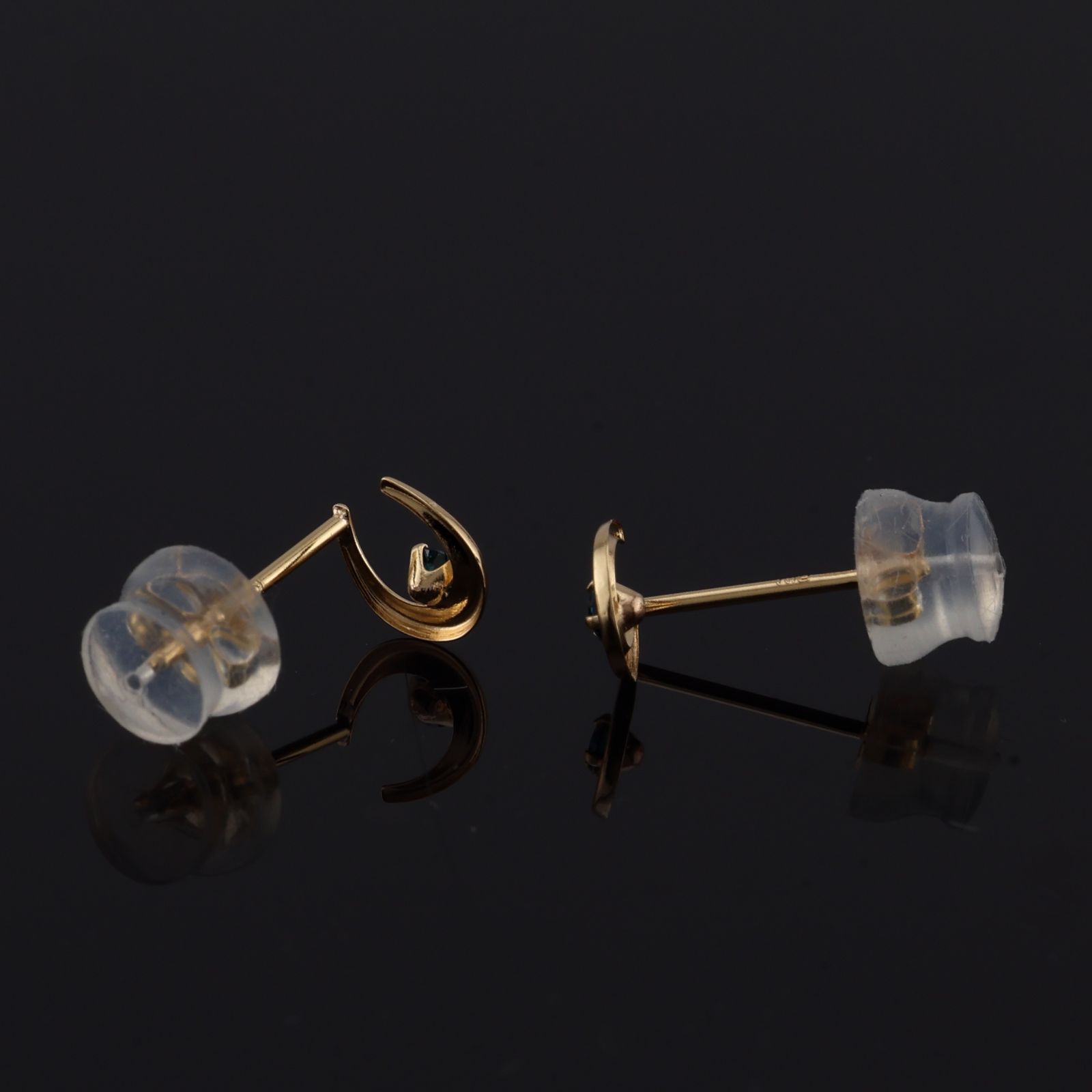 参考定価65,670円！》 K18 ゴールド ブルーダイヤモンド 0.05ct セット 
