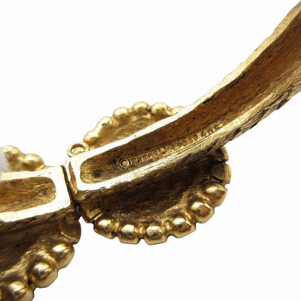 CHANEL ヴィンテージ バングル マトラッセ ゴールド ライオンモチーフ CHANEL ヴィンテージ バングル マトラッセ ゴールド ライオンモチーフ