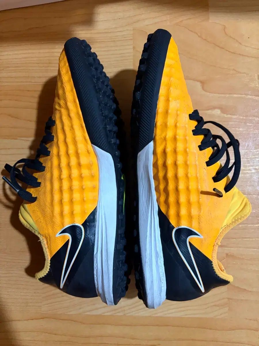 ナイキ マジスタ フィナーレ 2 TF - メルカリ