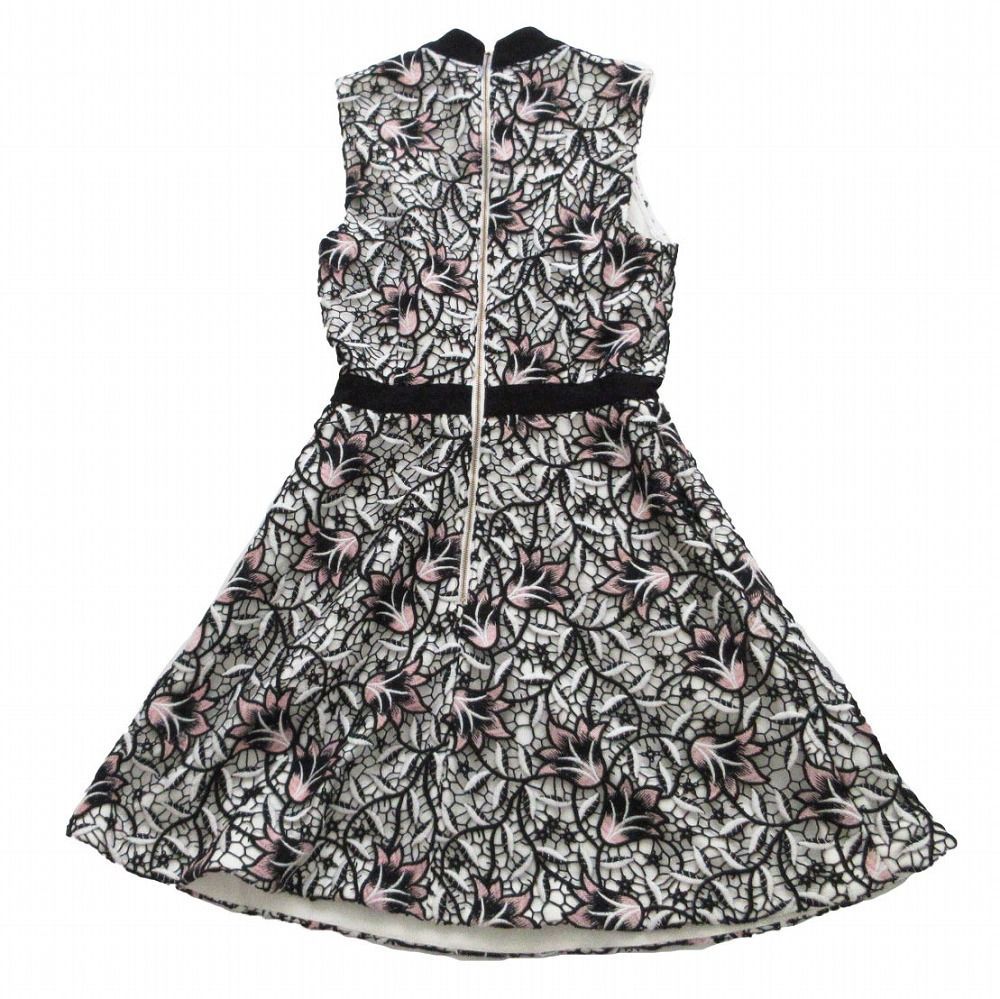 Self-portrait セルフポートレート ハイネック総レースミニドレス