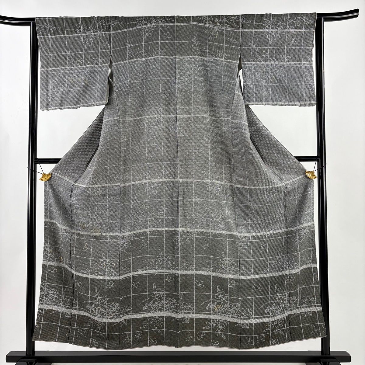 訪問着 身丈154.5cm 裄丈64cm M 袷 菊 格子 刺繍 金彩 灰色 正絹 秀品