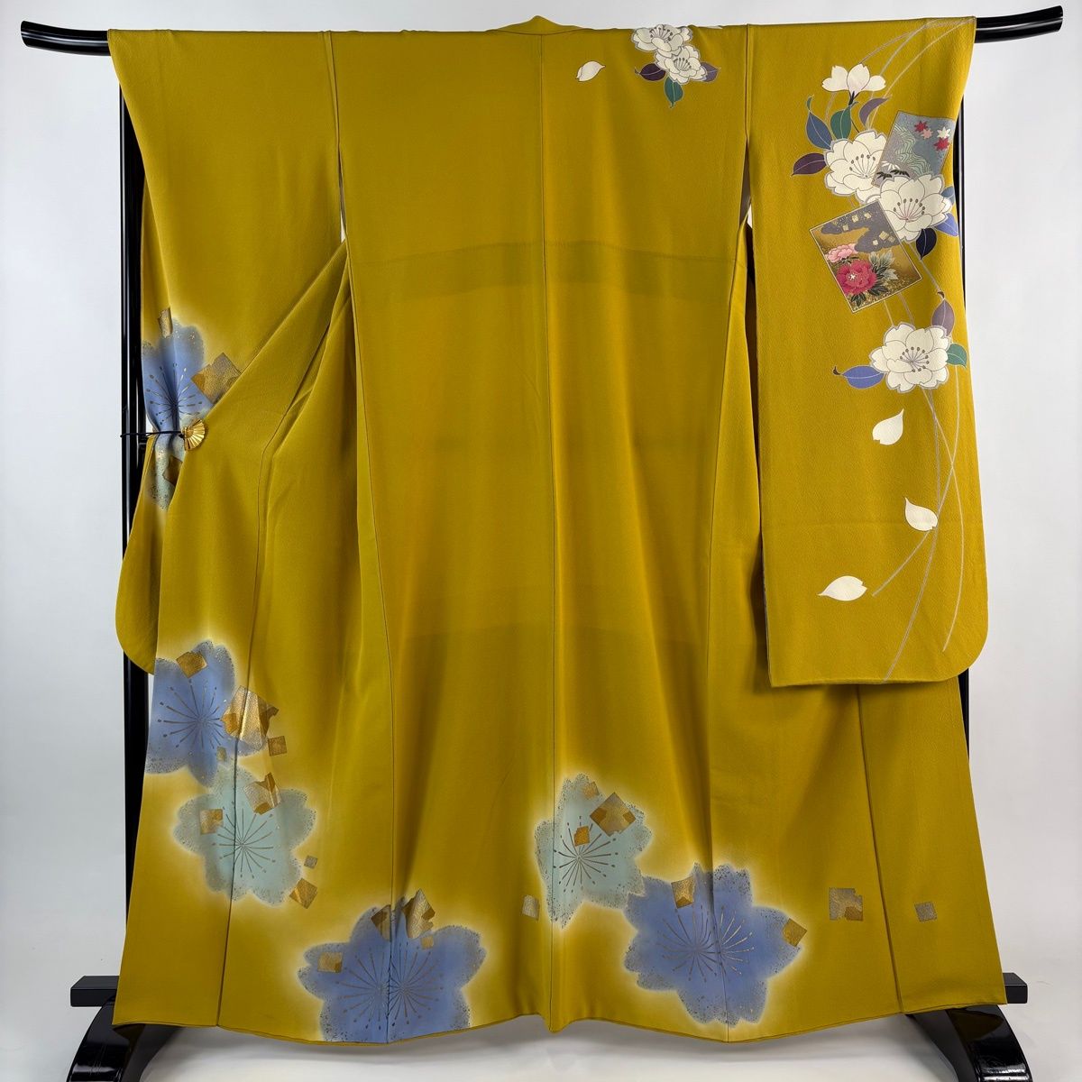 振袖フルセット 裄69.2cm 身丈163cm 辛子色正絹 L サイズ 2745 振袖 身丈161cm 裄丈68.5cm L 袷 桜 箔散らし柄 金銀彩 ぼかし からし