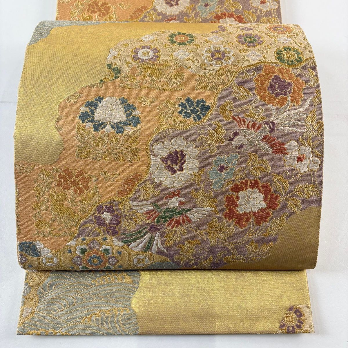 美品】 袋帯 秀品 草花 波 金糸 刺繍 金色 六通 正絹 【中古】 - メルカリ