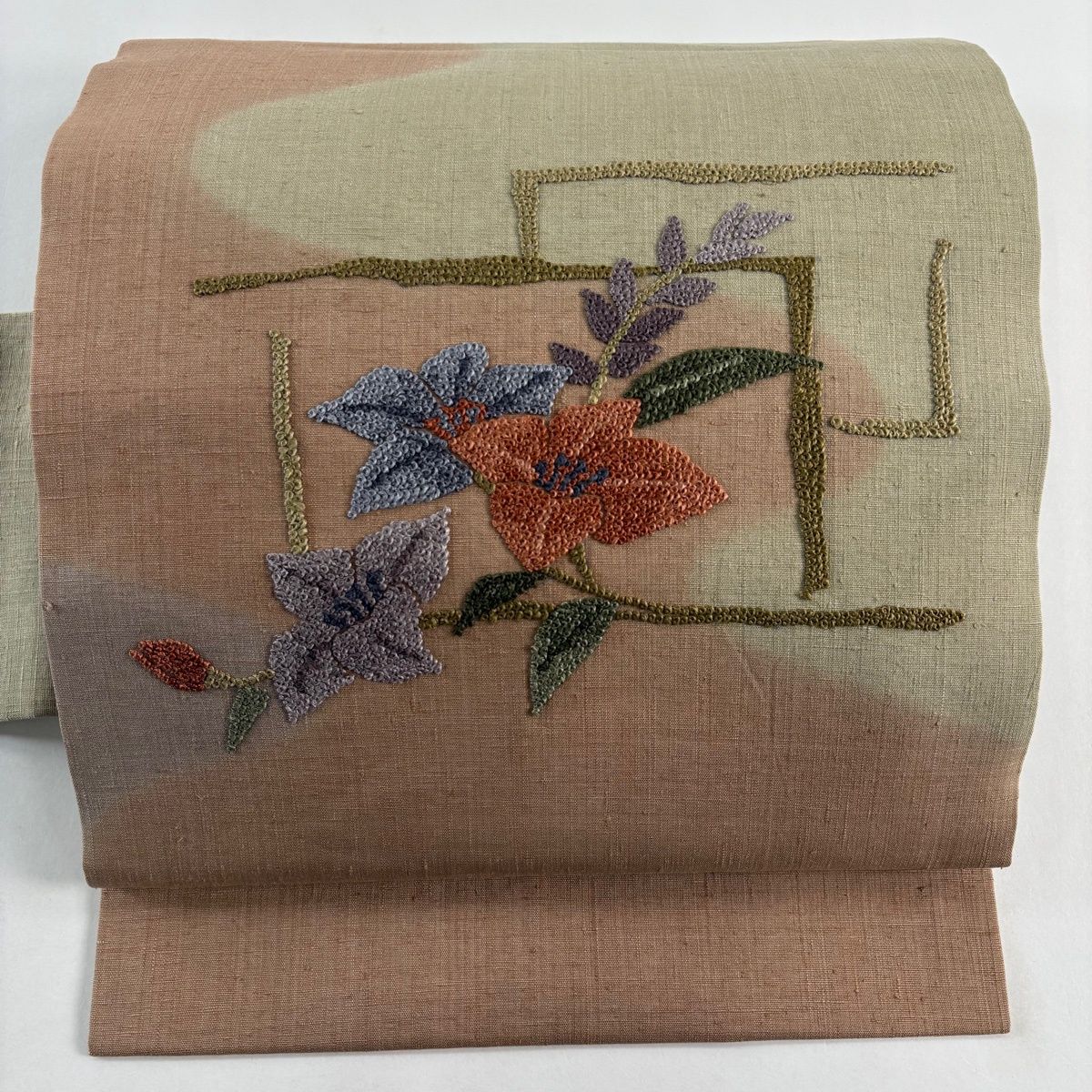美品】 名古屋帯 秀品 紬地 枝花 霞 刺繍 赤茶 正絹 【中古】 - メルカリ