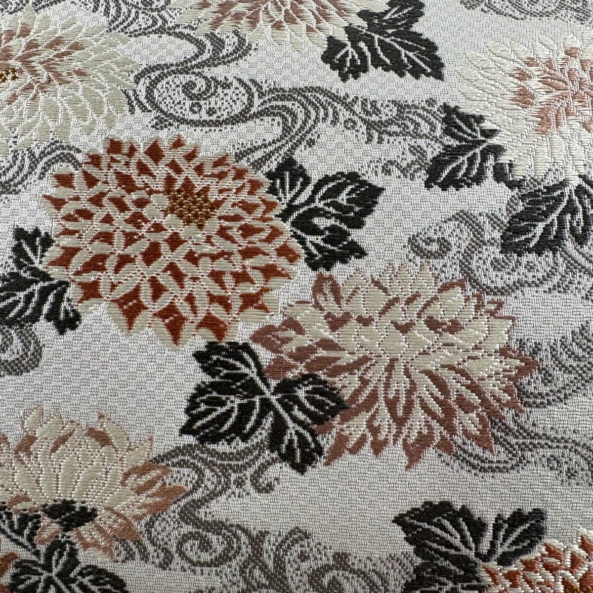 袋帯 秀品 落款 明治文様 菊 波 灰色 六通 正絹 【中古】 - メルカリ