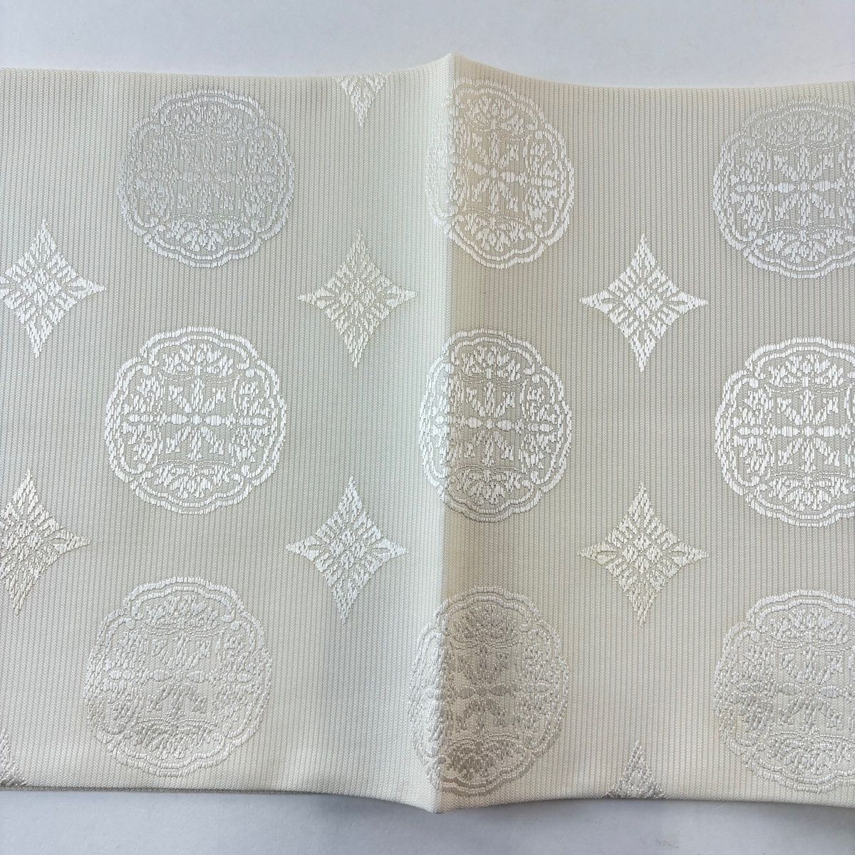 袋帯 秀品 夏帯 絽 鏡裏文 幾何学 クリーム 六通 正絹 【中古】 - メルカリ