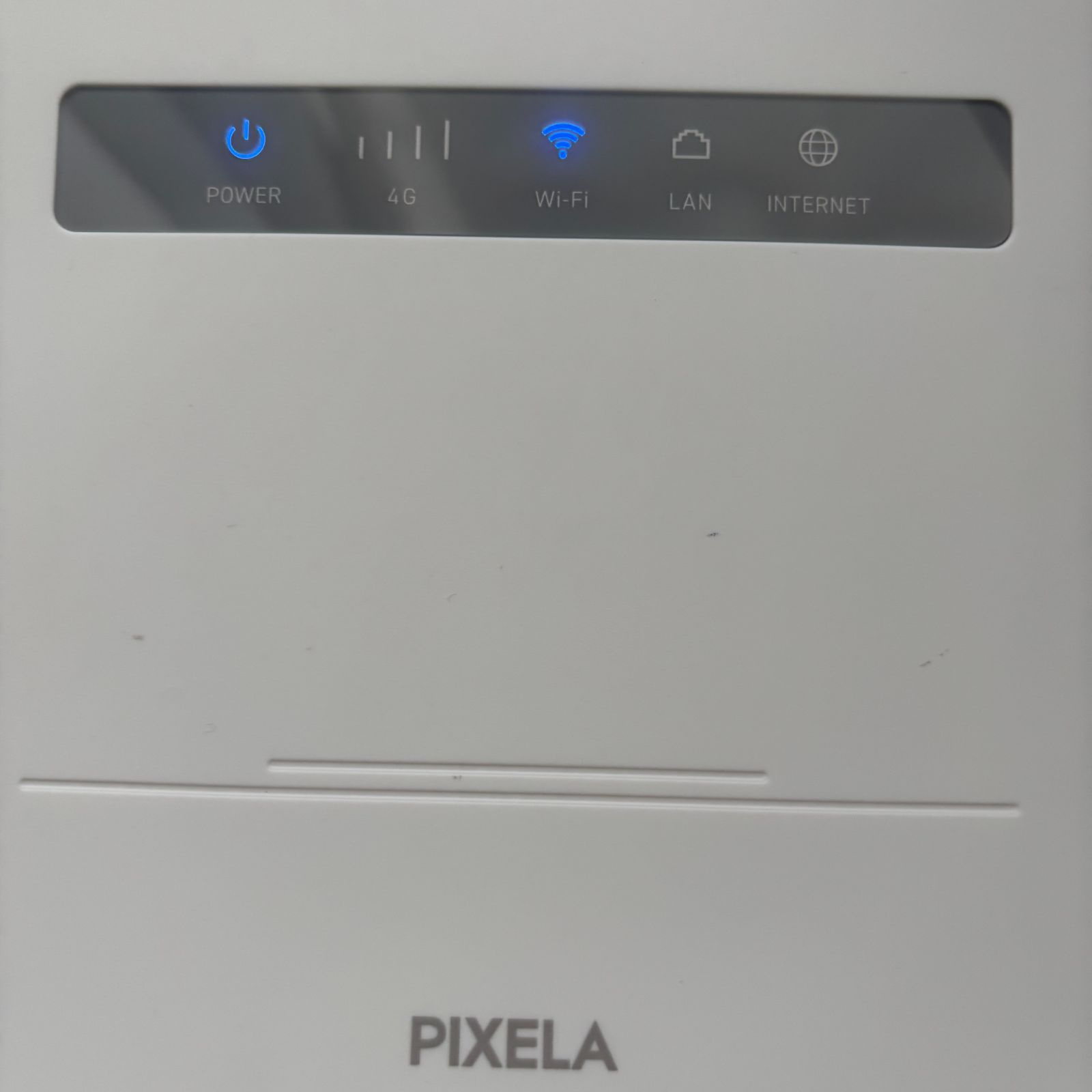 中古・美品】PIXELA Wi-Fi LTE対応SIMフリールーターPIX-RT100-AZ