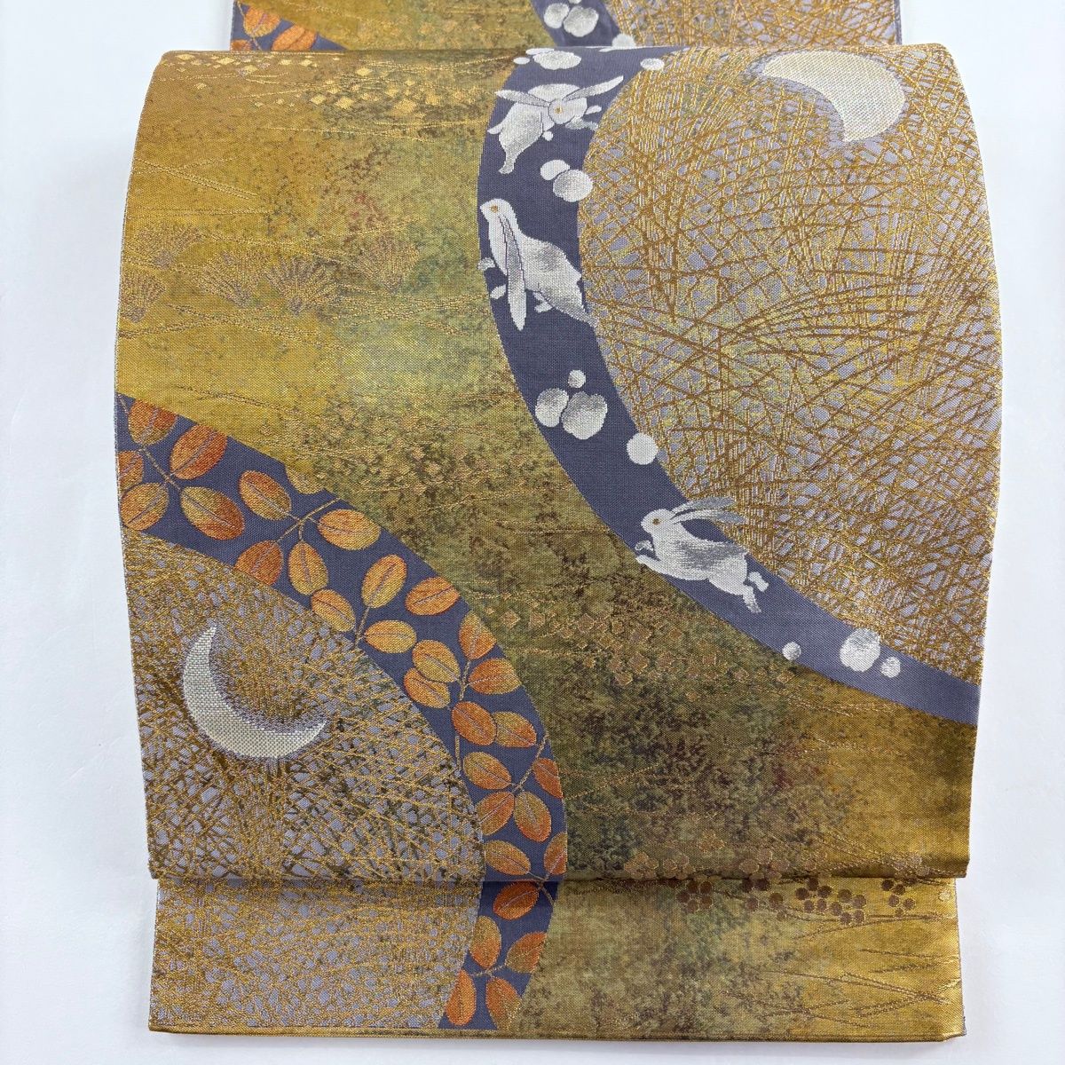 美品】 袋帯 名品 豊寿月兎文 蒔絵螺鈿工房 うさぎ 月 箔 金銀糸 金色