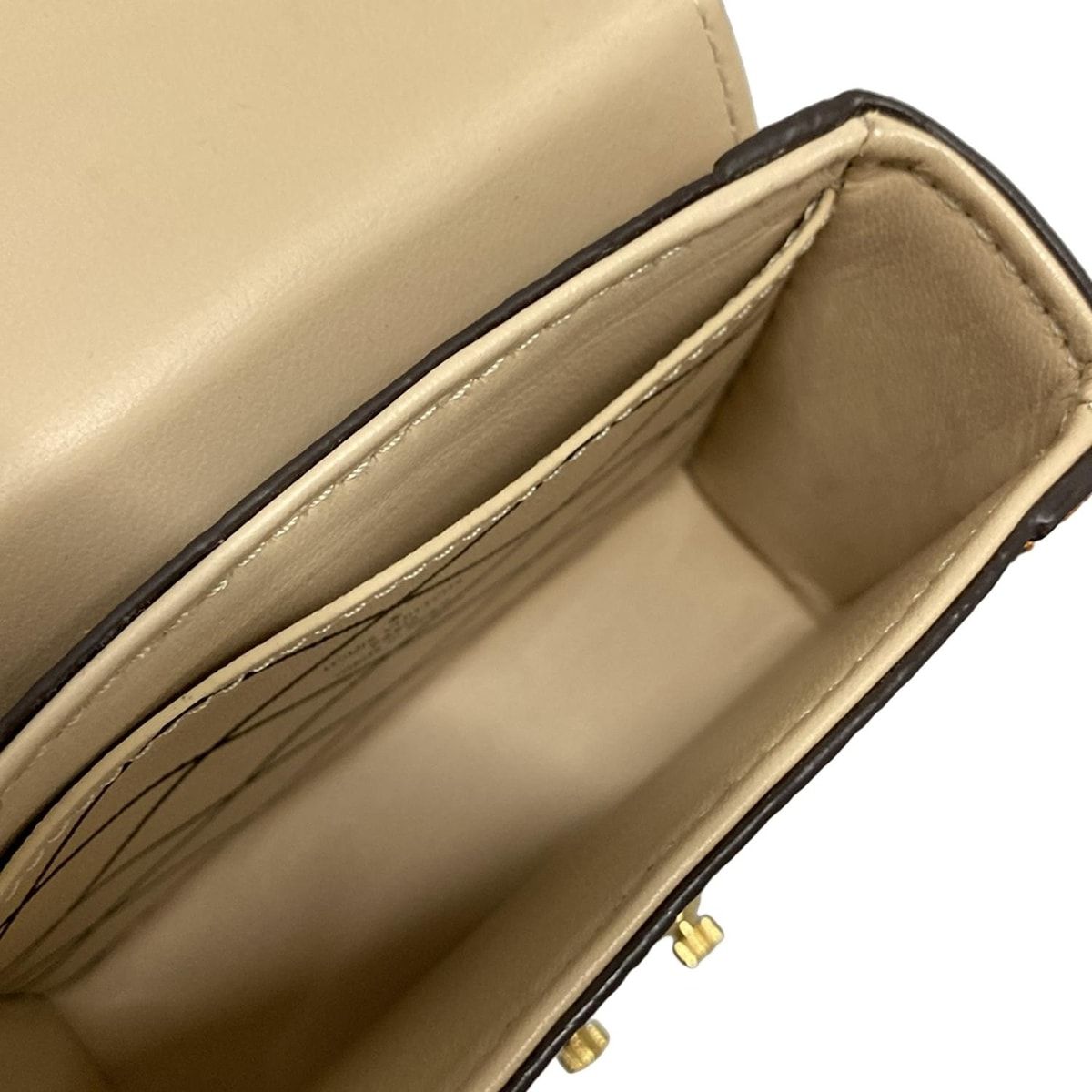 LOUIS VUITTON(ルイヴィトン) 小物入れ キャットグラム美品