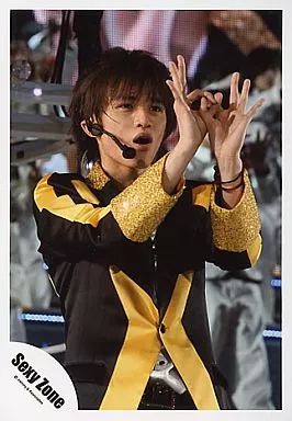 中古】生写真(ジャニーズ) Sexy Zone/中島健人/衣装黄.黒・上半身