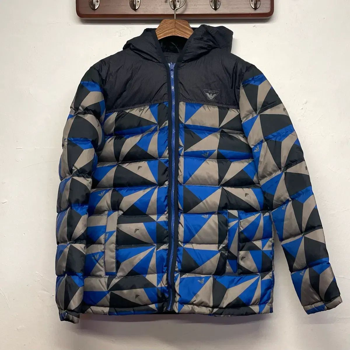 ARMANI アルマーニ ダウンジャケット EMPORIO ジュニア ダウン