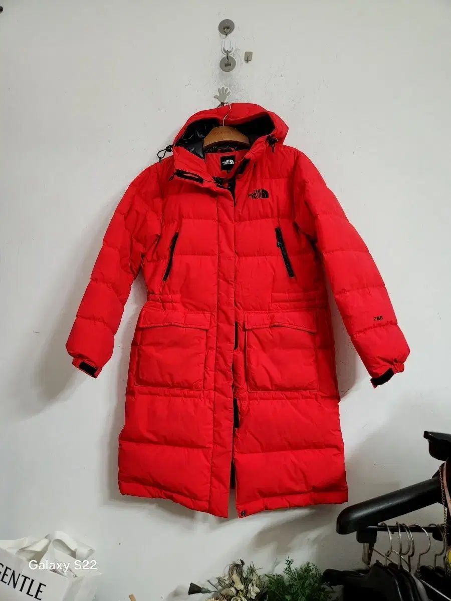 ノースフェイス ダウンジャケット ダウンコート ロングダウン レッド ノースフェイス キッズ110 ロング ダウン ジャケット 赤 学校 お出かけ