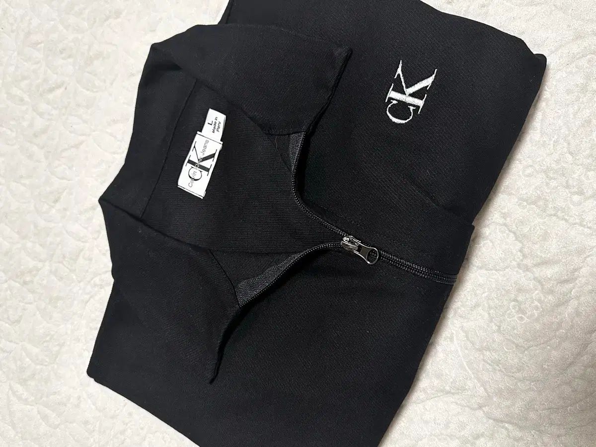 Calvin Klein レディース クロップド ジップアップ ジャケット 