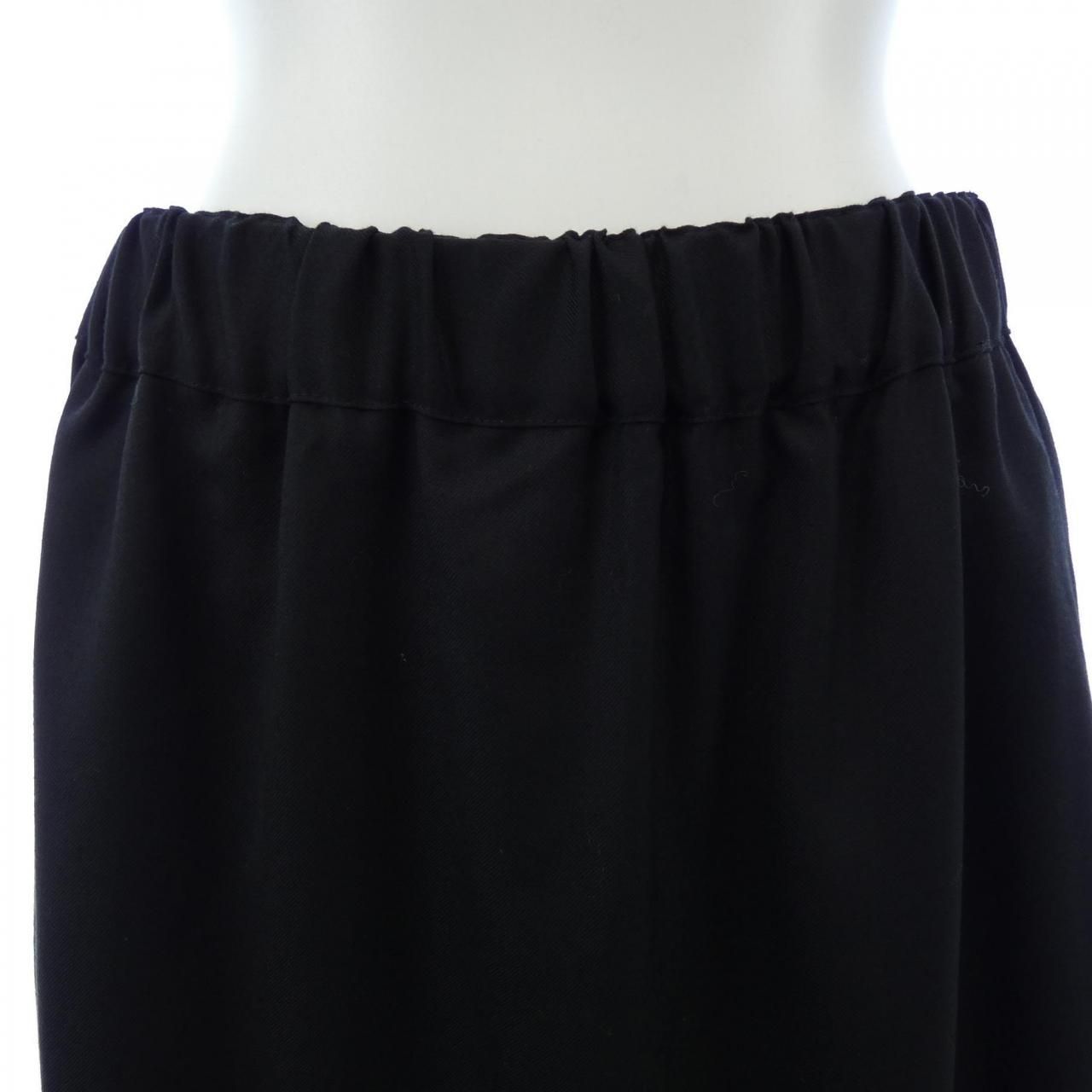 美品　noir kei ninomiya スカート　ノワールケイニノミヤ noir kei ninomiya(ノワールケイニノミヤ) 23AW pleated long skirt