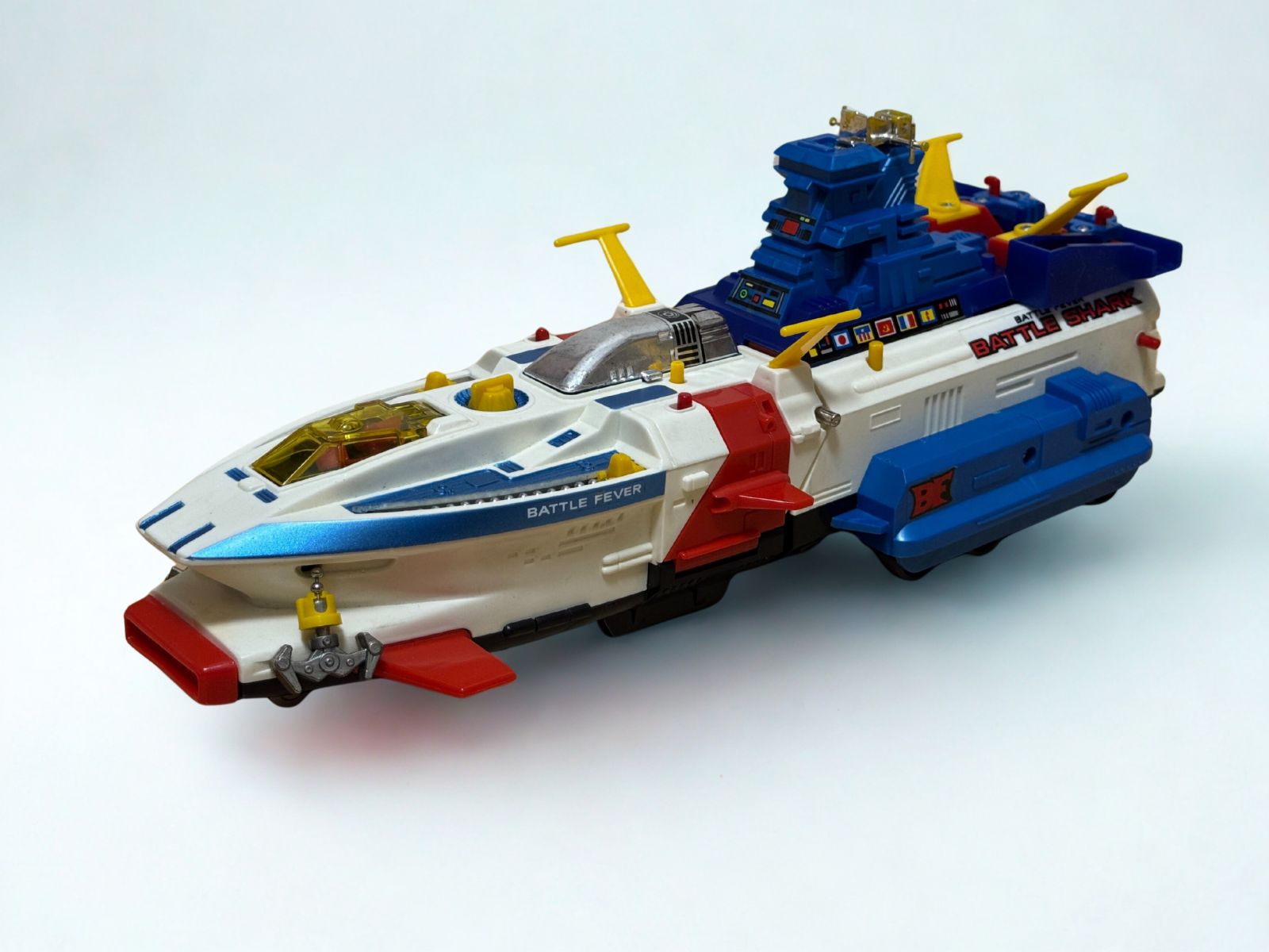 【バトルフィーバーJ】ＤＸバトルシャーク ＆バトルフィーバーロボ　セット バトルフィーバーJ】DXバトルシャーク ＆バトルフィーバーロボセット