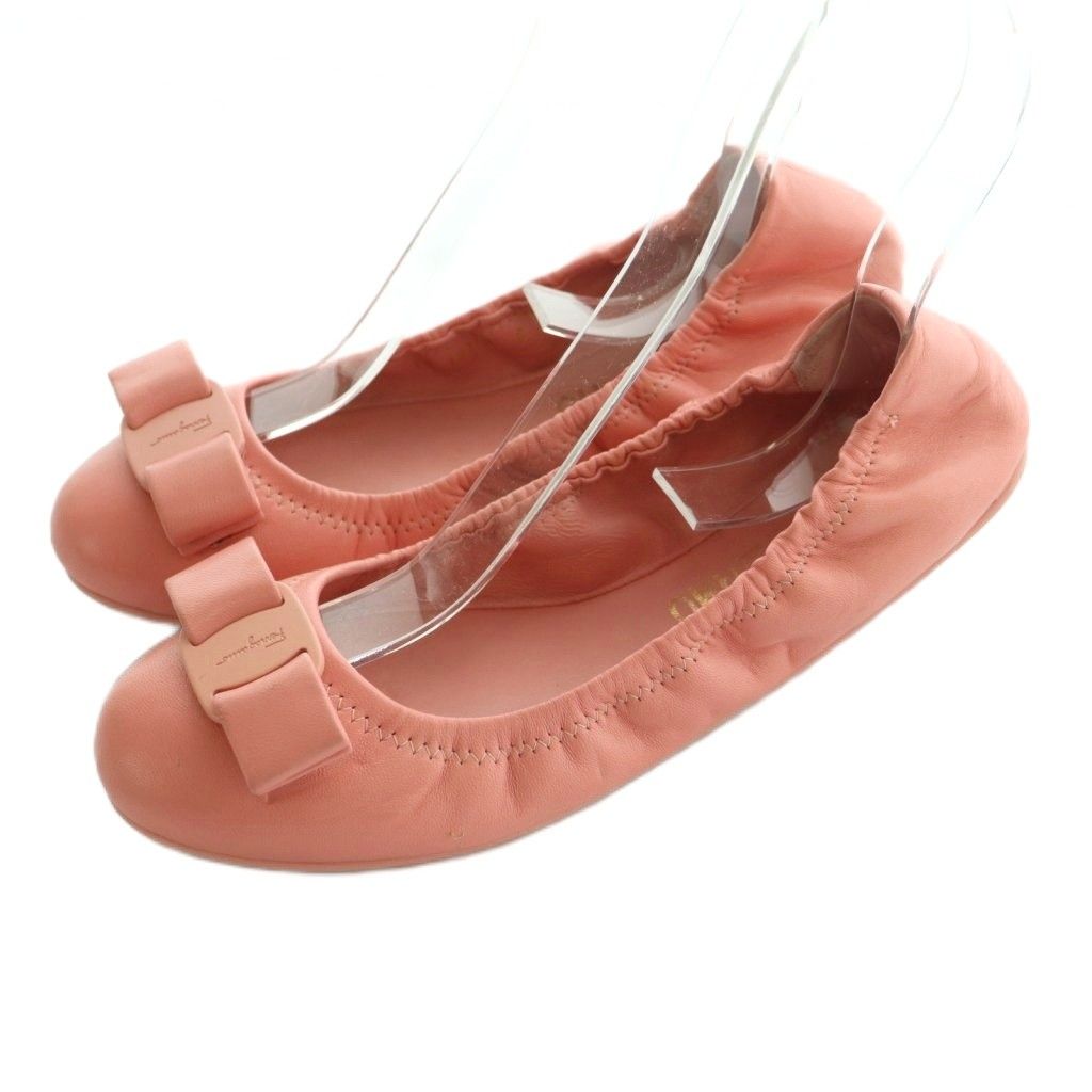 サルヴァトーレフェラガモ Salvatore Ferragamo バレエシューズ ヴァラ