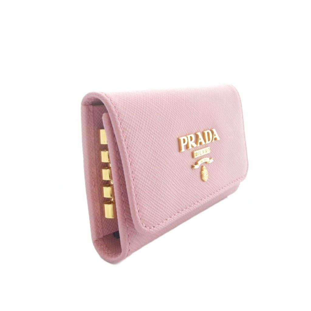 プラダ 4連 キーケース レザー ロゴ ピンク ゴールド色 1PG004 - メルカリ