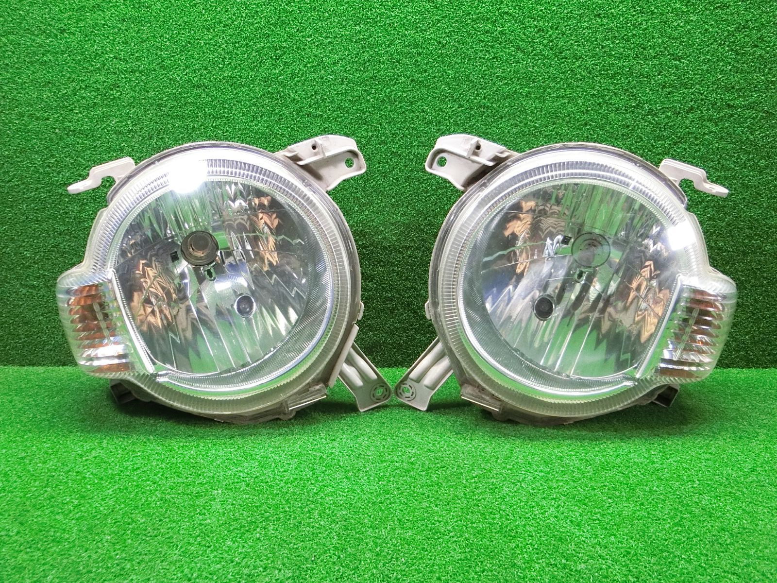 12903] コーティング済 ダイハツ ミラココア L675S ヘッドライト 左右