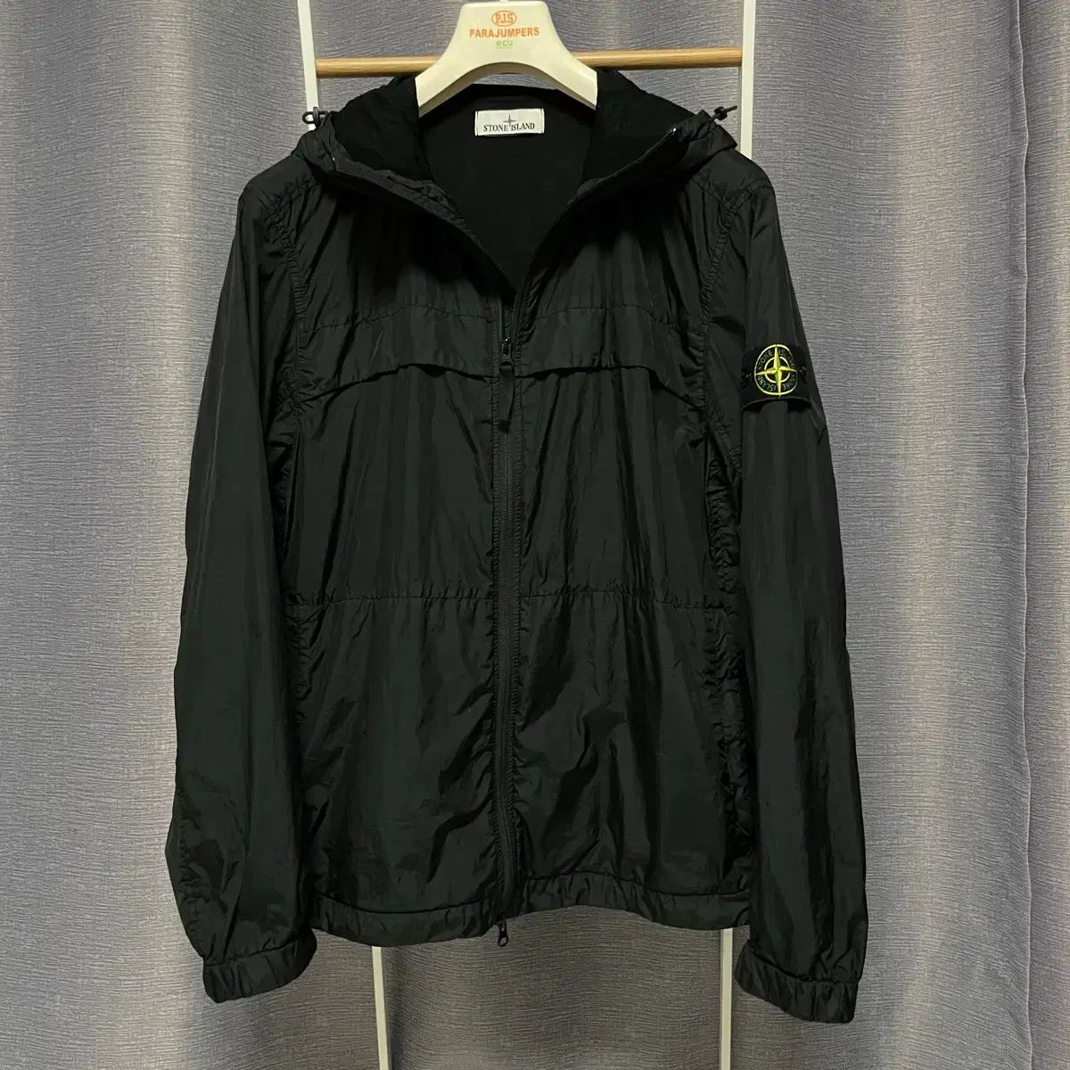 STONE ISLAND ストーンアイランド ウィンドブレーカー 新作 クリンクル