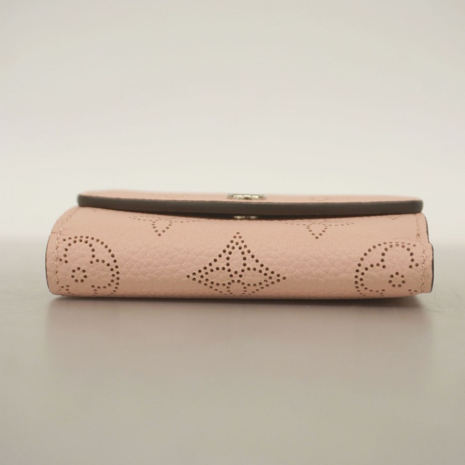 ルイ・ヴィトン(Louis Vuitton) ルイ・ヴィトン 三つ折り財布 マヒナ