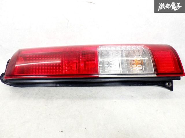 破損無し！ 即発送！】スズキ 純正 DA64W エブリィ ワゴン テール