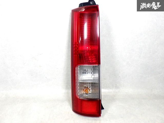 破損無し！ 即発送！】スズキ 純正 DA64W エブリィ ワゴン テール