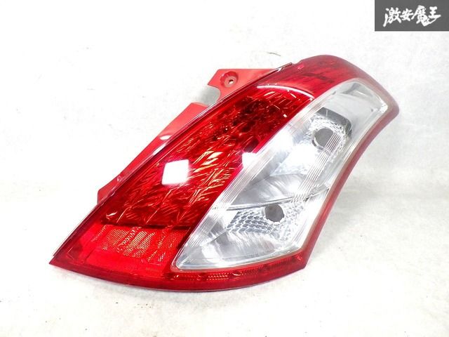 破損無し！ 即発送！】SUZUKI スズキ 純正 ZC72S スイフト テール