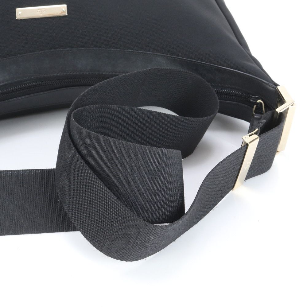 極美品 グッチ レザー ショルダーバッグ 斜め掛け メッセンジャー 019