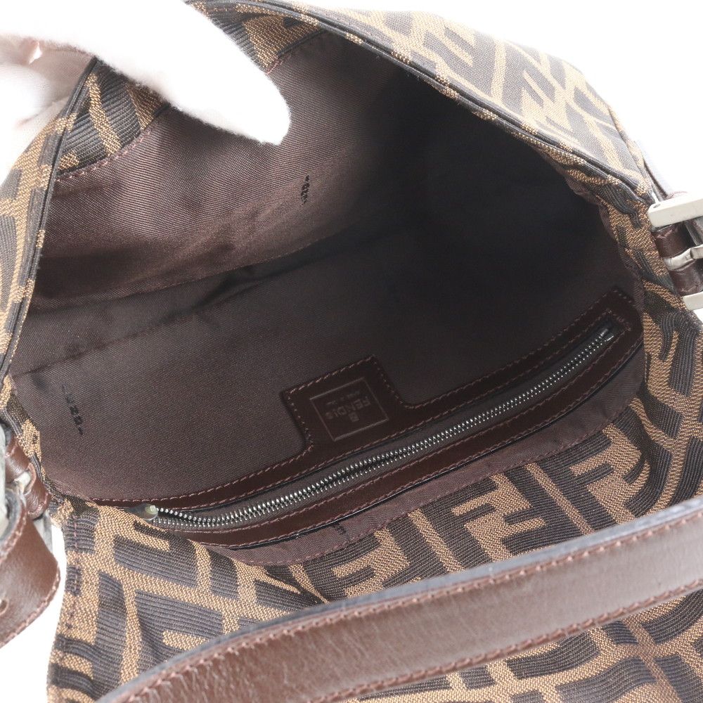 極美品 フェンディ ズッカ マンマ バゲット 26424 レザー ショルダー