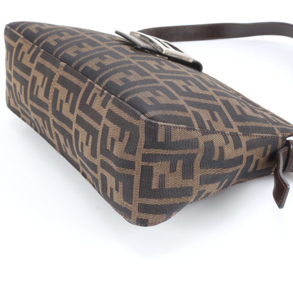 極美品 フェンディ ズッカ マンマ バゲット 26566 レザー ショルダー