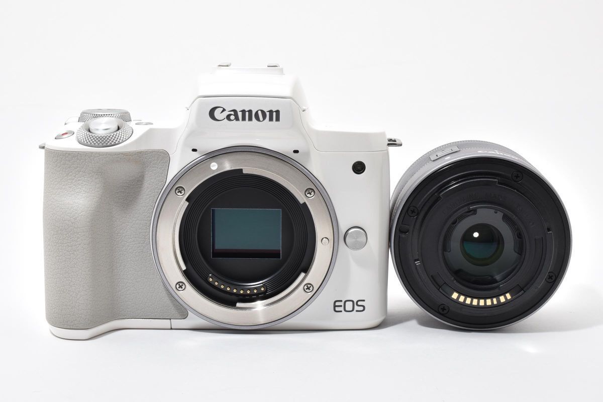 美品 EOS Kiss M ボディ ホワイト + EF-M 15-45mm F3.5-6.3 IS STM