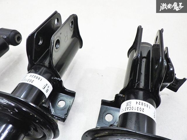 新車外し 純正 SHOWA ZN6 86 ハチロク ZC6 BRZ 後期 サスペンション サスキット 1台分 20310CA200 20310CA210 20365CA200 即納 棚7B