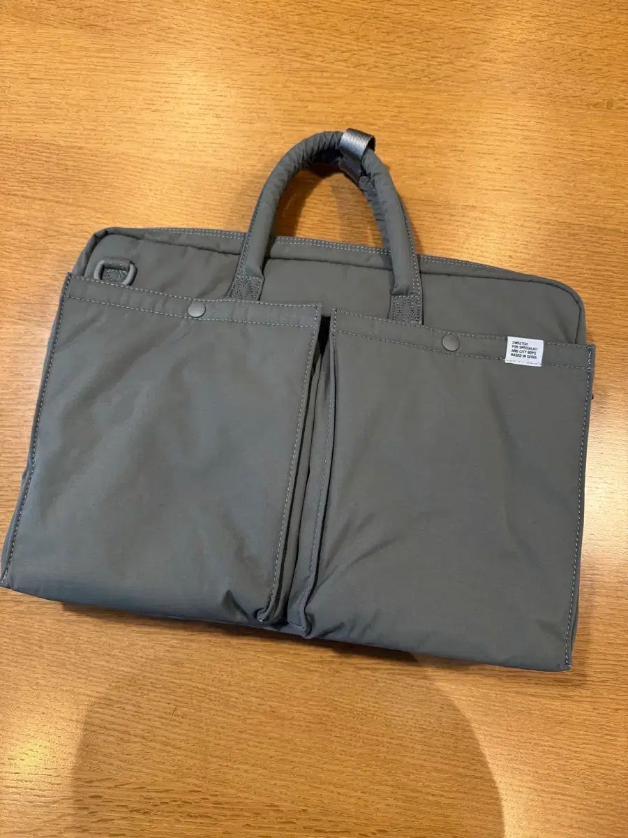 Switch シティーボーイ スリム ブリーフケース 001 グレー ほぼ新品