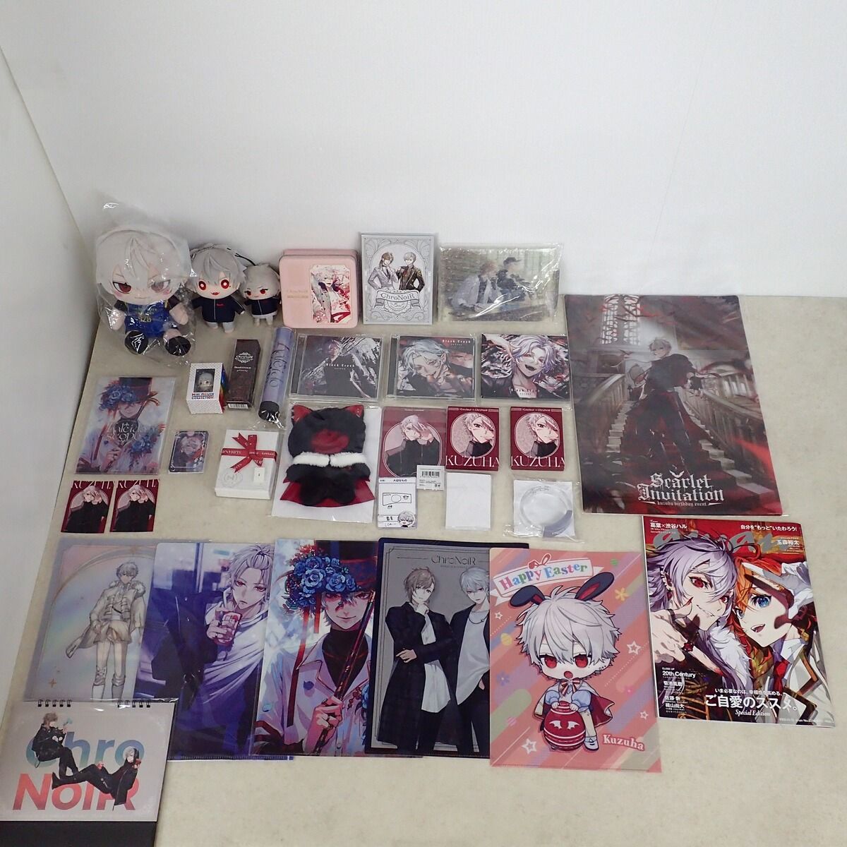 最安値，セール 葛葉 グッズ ぬいぐるみ/クリアファイル/CD/雑誌/アイシャドウ/アクリルパネル 等 まとめてセット にじさんじ【IN その他