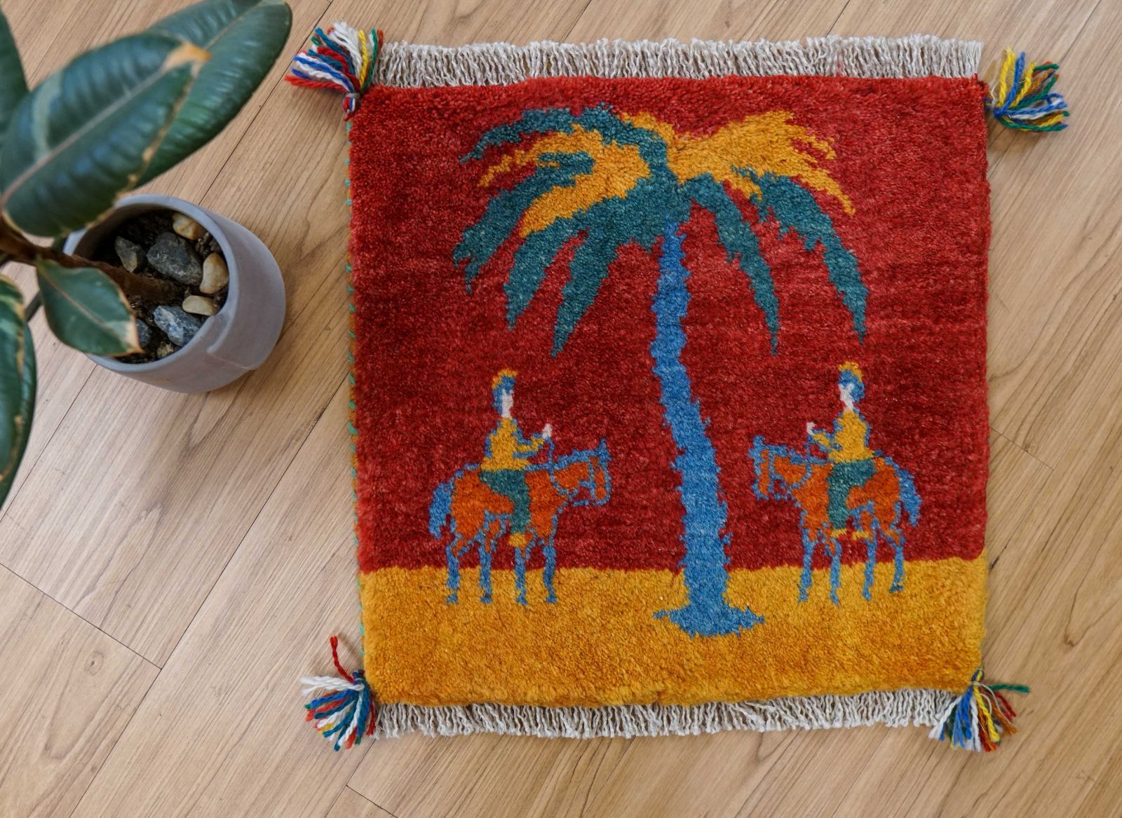 40×40cm ペルシャ絨毯 手織り ギャッベ アマレ族 ギャベ - メルカリ