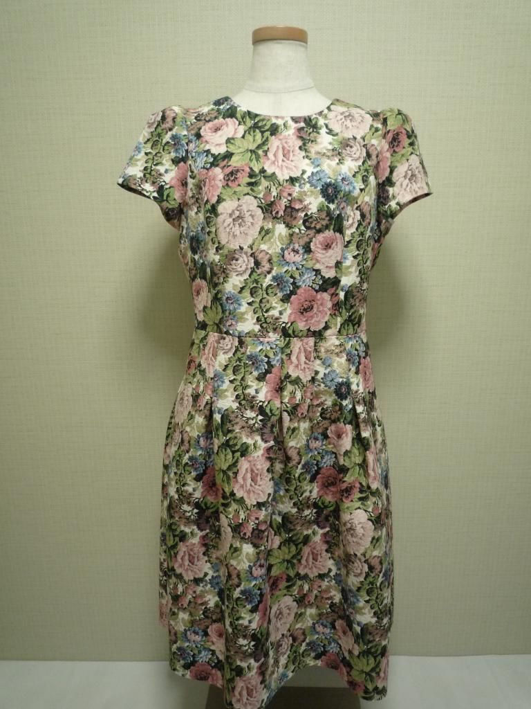 エムズグレイシー カタログ掲載　インスタ掲載　ワンピース　ジャガード　花柄 エムズグレイシー カタログ掲載 インスタ掲載 ワンピース ジャガード