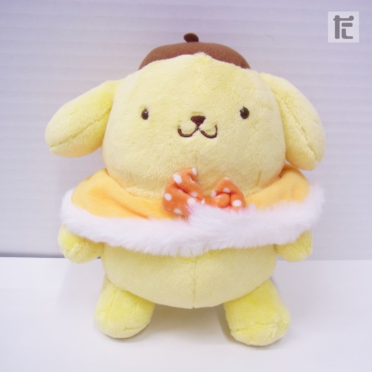 サンリオ サンリオ ポムポムプリン ポーズがとれるぬいぐるみ ケープ