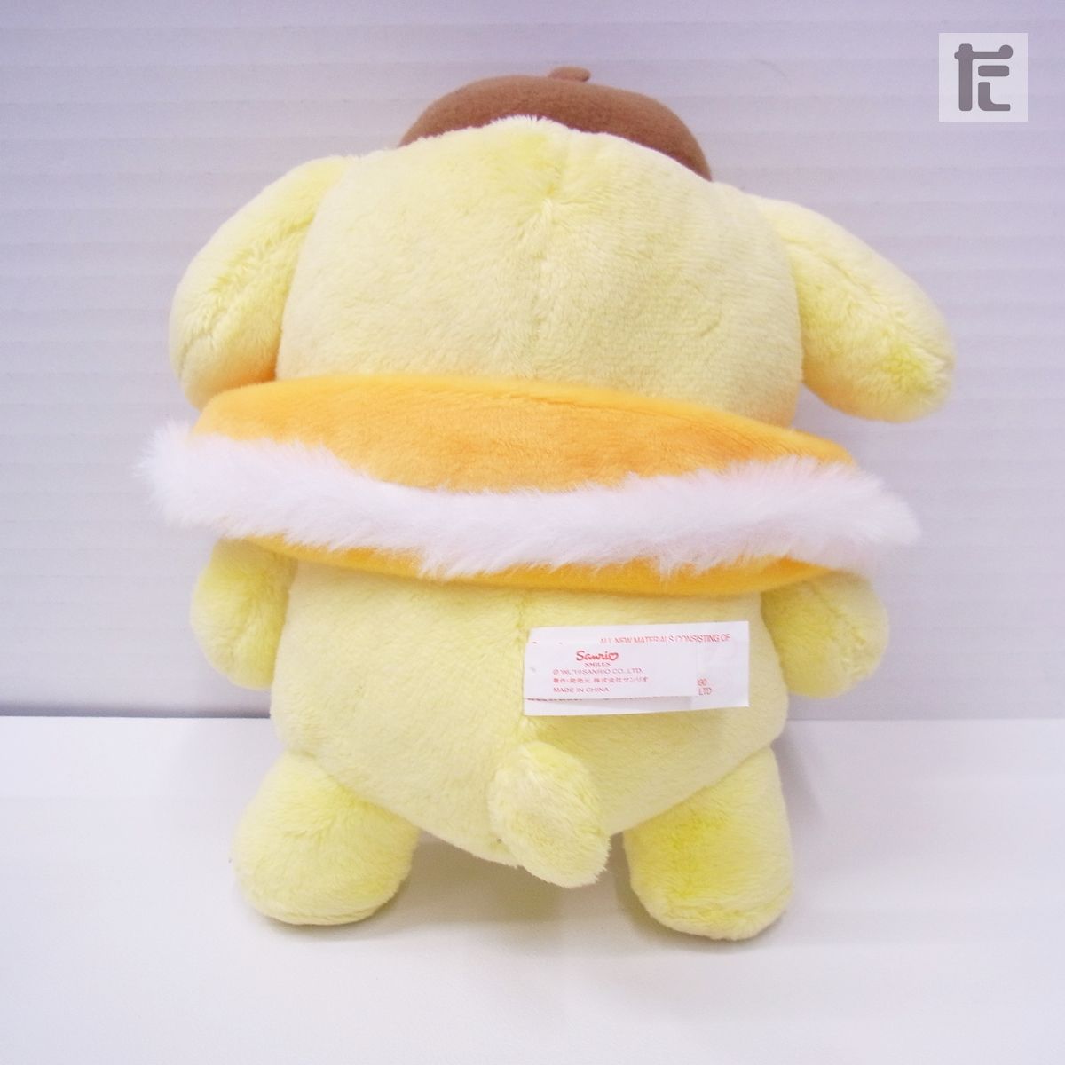 サンリオ ポムポムプリン ポーズがとれるぬいぐるみ ケープ付き