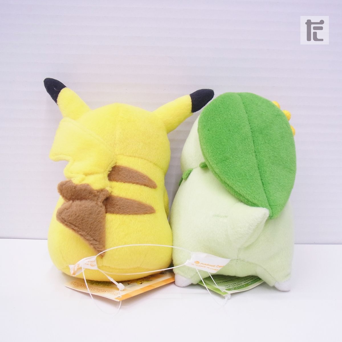 美品　ピカチュウ チコリータ とりかえっこぬいぐるみ ポケモンセンター ポケモンセンター とりかえっこぬいぐるみ ピカチュウ ＆ チコリータ