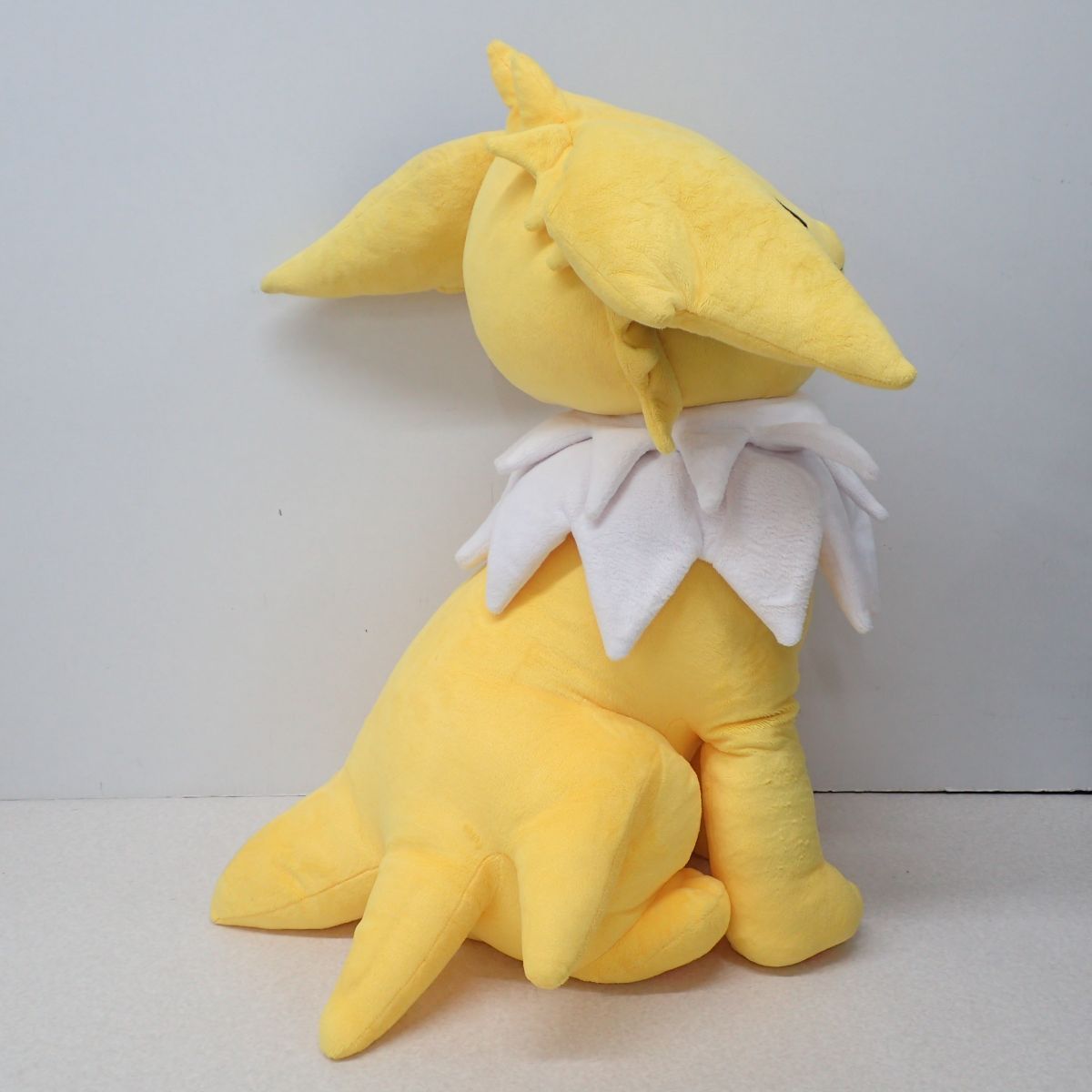 ポケモンセンター限定品 オリジナル　等身大サンダース ぬいぐるみ　新品未開封品 ぬいぐるみ 等身大サンダース 寝そべり ｜【公式】ポケモンセンター