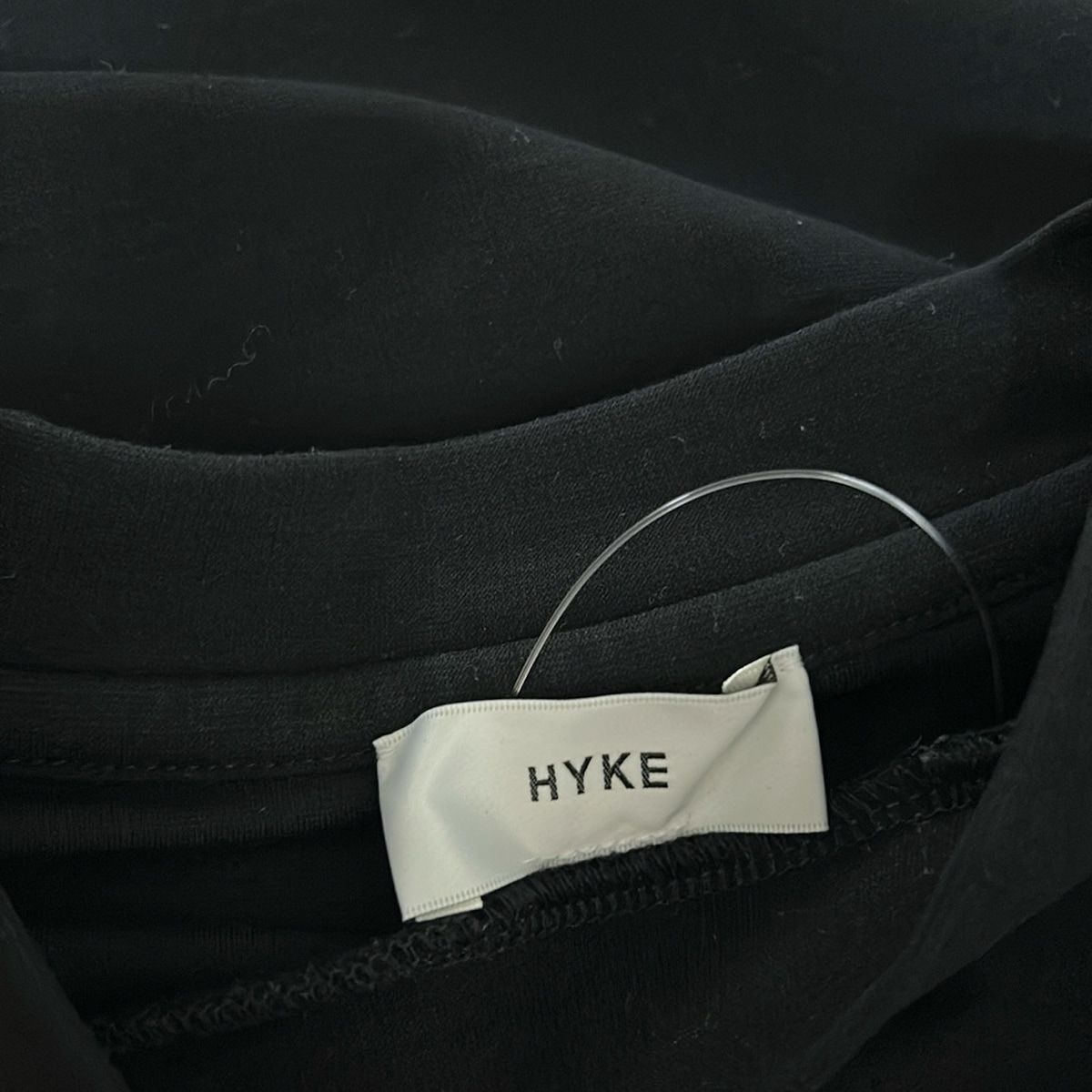 HYKE(ハイク) 長袖カットソー サイズ1 S レディース - 黒 クルーネック