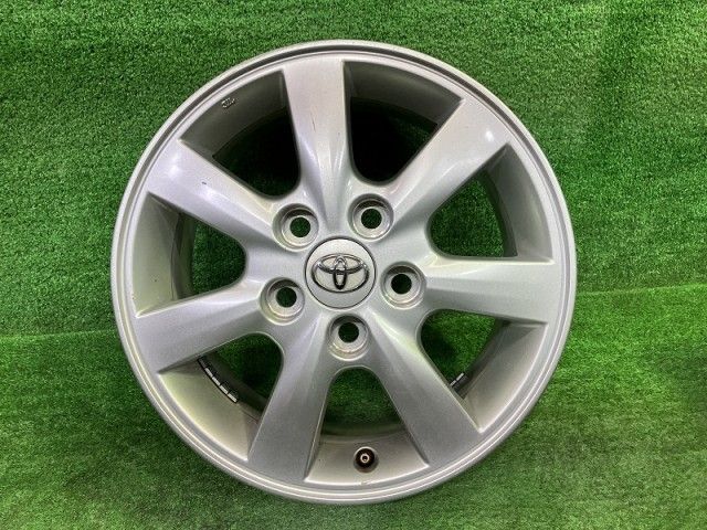 トヨタ TOYOTA 純正 トヨタ ZGM15W ホイール アルミ シルバー 15インチ