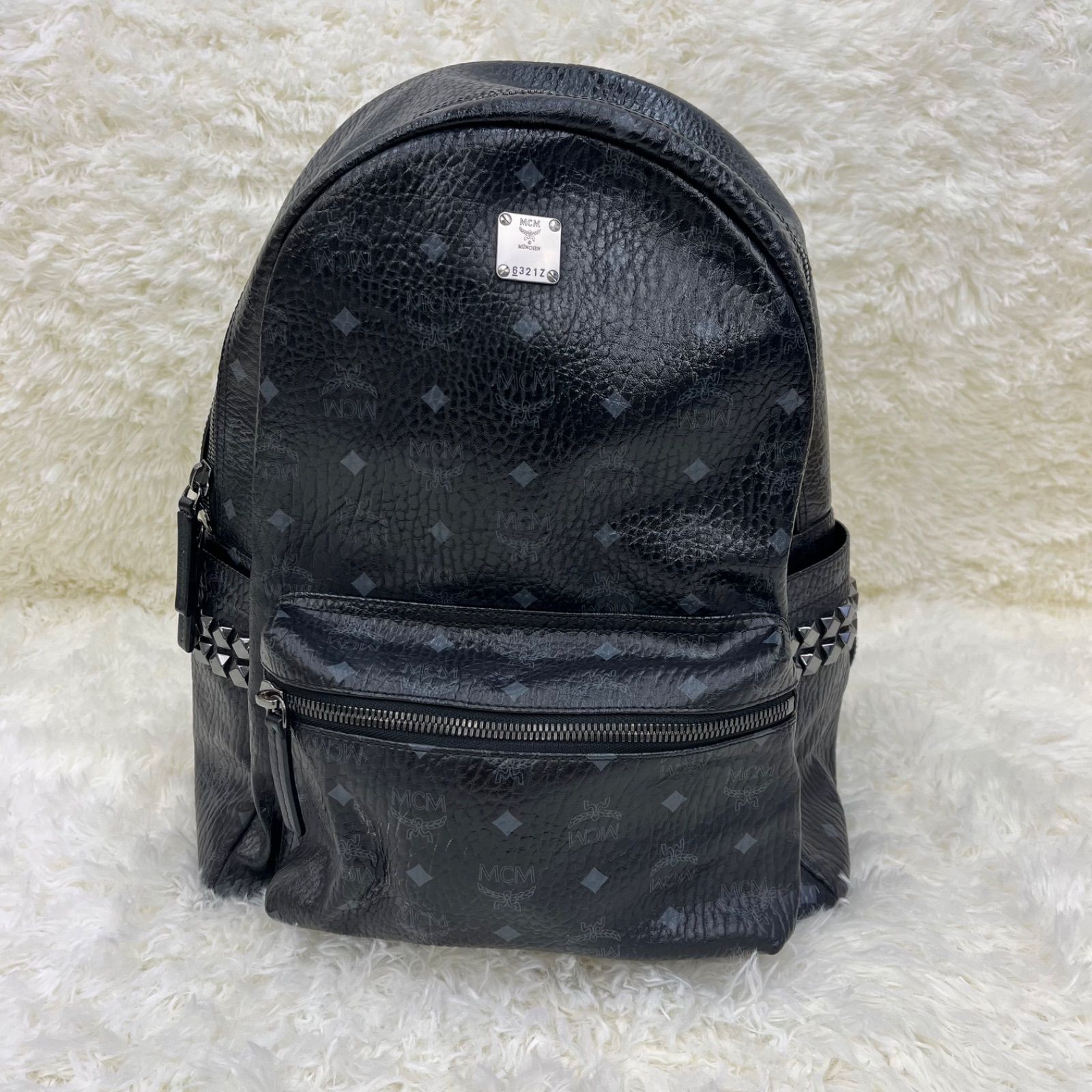 MCM エムシーエム バックパック リュックサック デイパック スタッズ