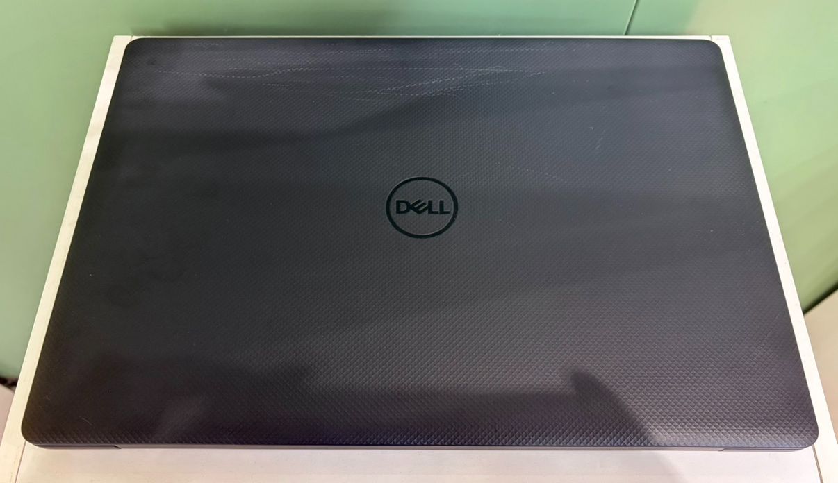 リユースノートパソコン Windows11 DELL Vostro 3590 メモリ8GB